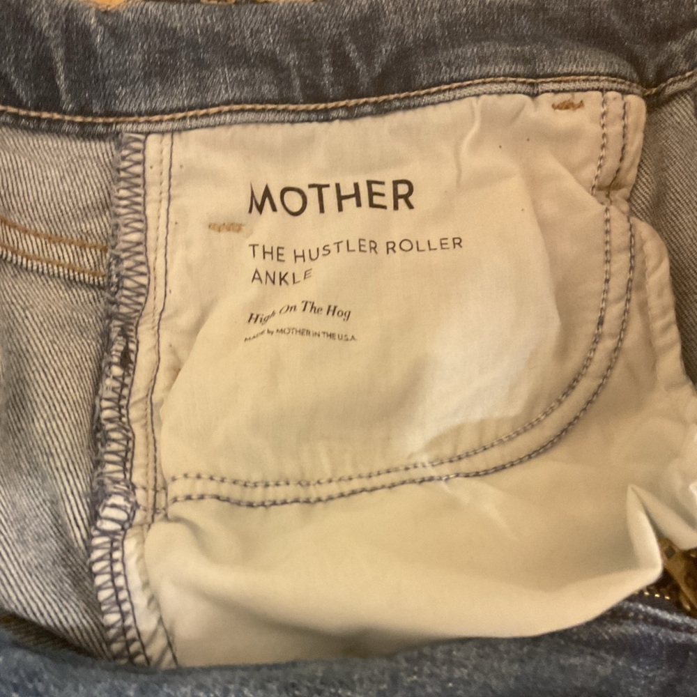 MOTHER Blue Denim Hustler Roller Ankle Jeans - Picture 4 of 5